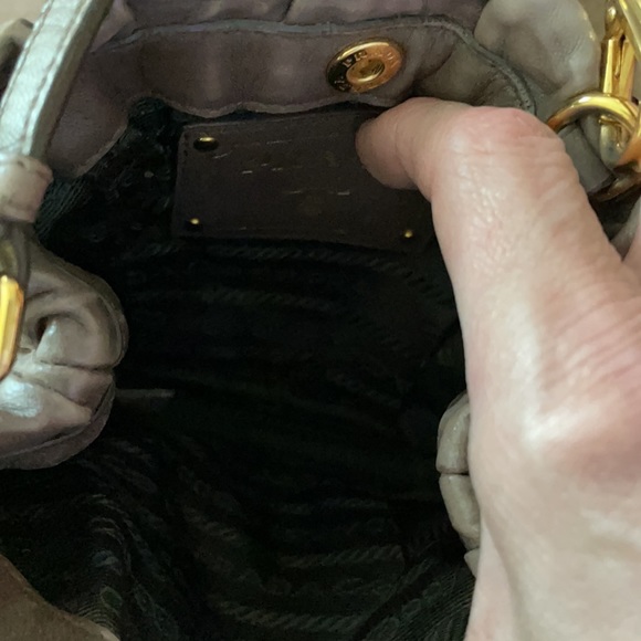 Prada cross body - Picture 3 of 5